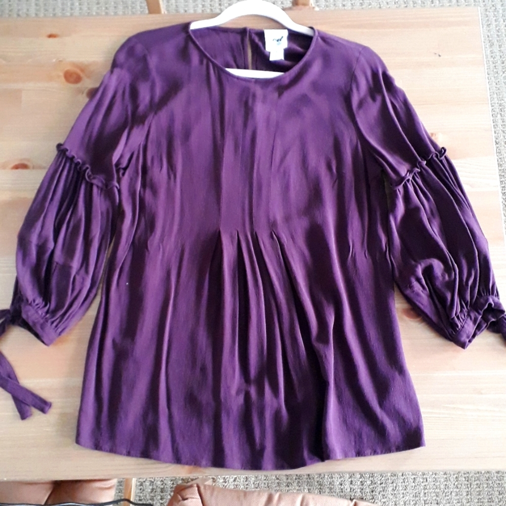 Luxe Essentials Denim maternity blouse size small